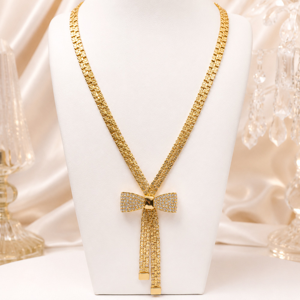 Vintage Gold Tone Bow Lariat Necklace Rhinestone Coquette Goldette NY Style 79g